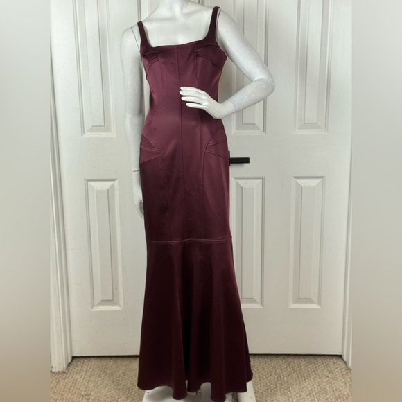 David Meister Purple Sleeveless Square Neck Gown. C38 - Picture 11 of 16